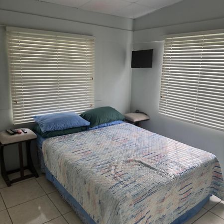 Beverley Manor Diamond Vale' 2 Bedroom 1 Bath Apartment Diego Martin المظهر الخارجي الصورة