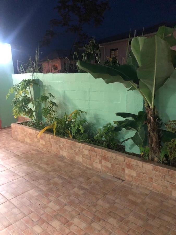 Beverley Manor Diamond Vale' 2 Bedroom 1 Bath Apartment Diego Martin المظهر الخارجي الصورة