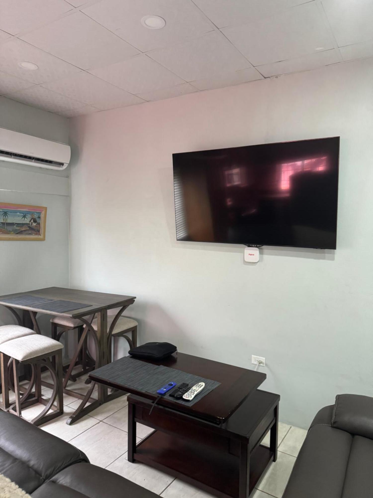 Beverley Manor Diamond Vale' 2 Bedroom 1 Bath Apartment Diego Martin المظهر الخارجي الصورة