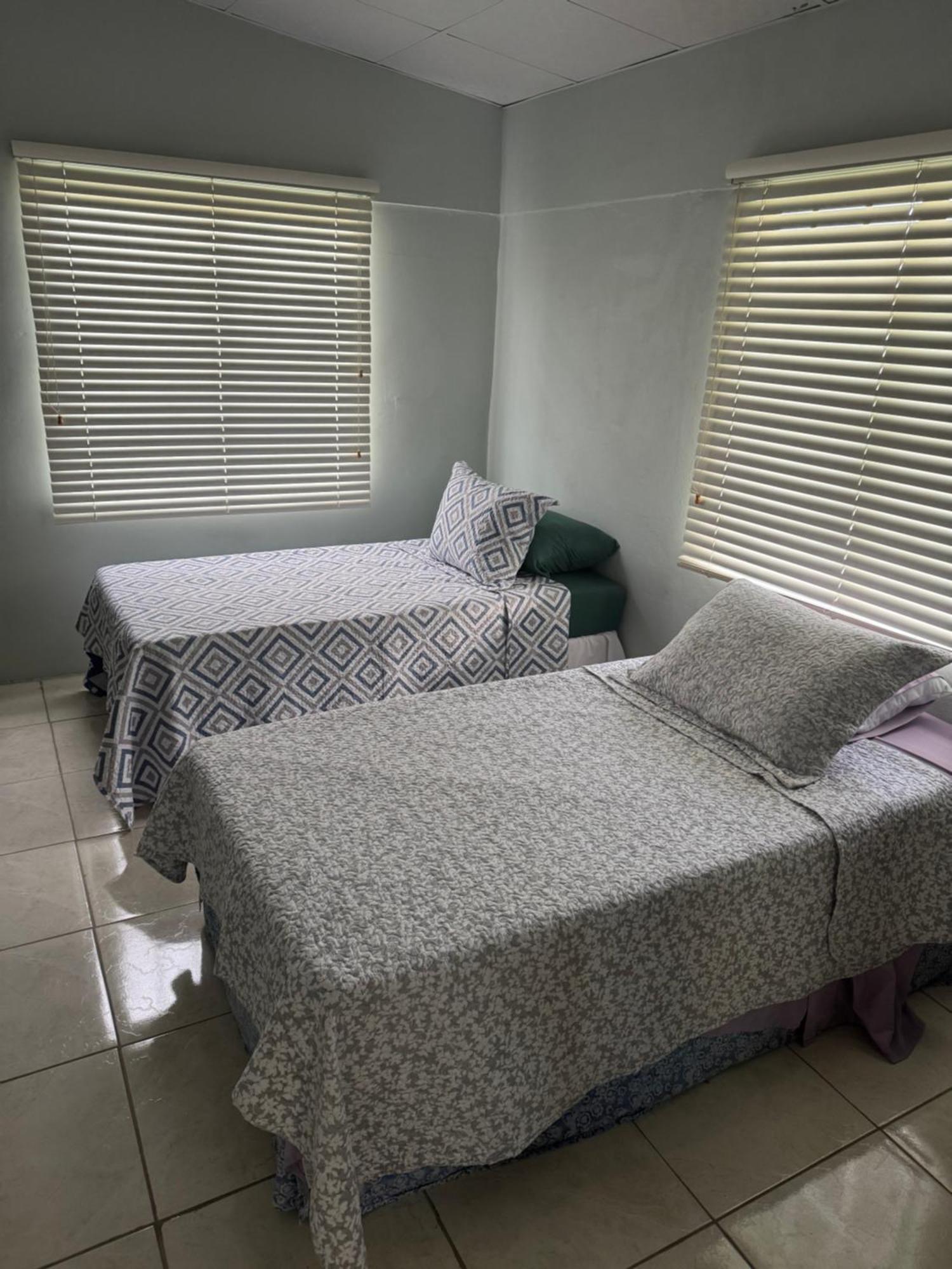 Beverley Manor Diamond Vale' 2 Bedroom 1 Bath Apartment Diego Martin المظهر الخارجي الصورة
